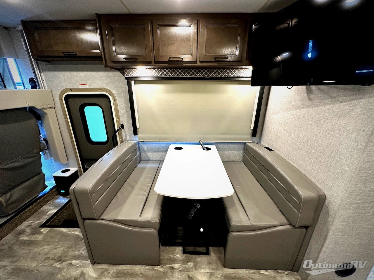 2022 Thor Windsport 29M Photo 10