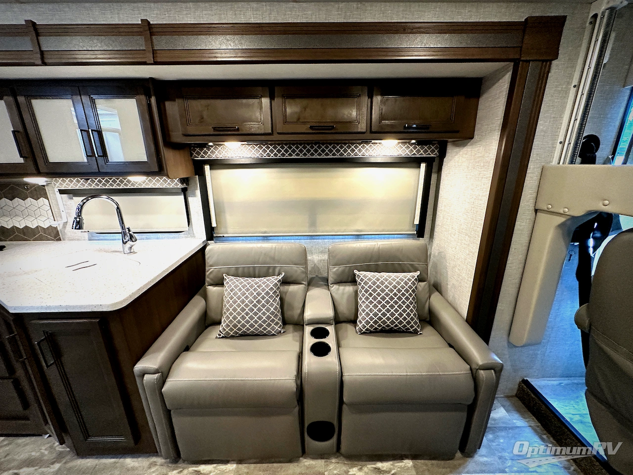 2022 Thor Windsport 29M Photo 12