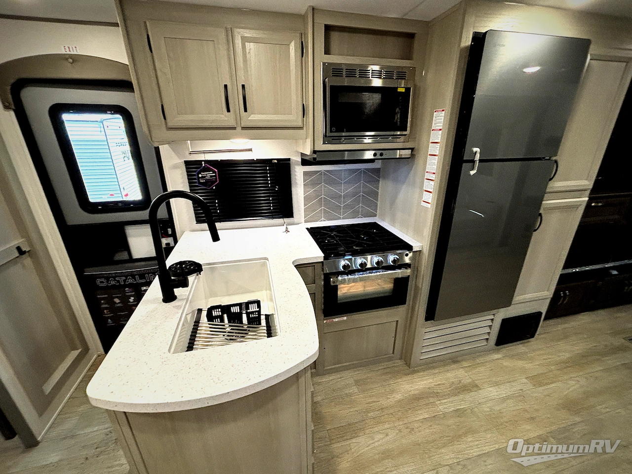 2027 Coachmen Catalina Legacy Edition 273DBHCK Photo 9