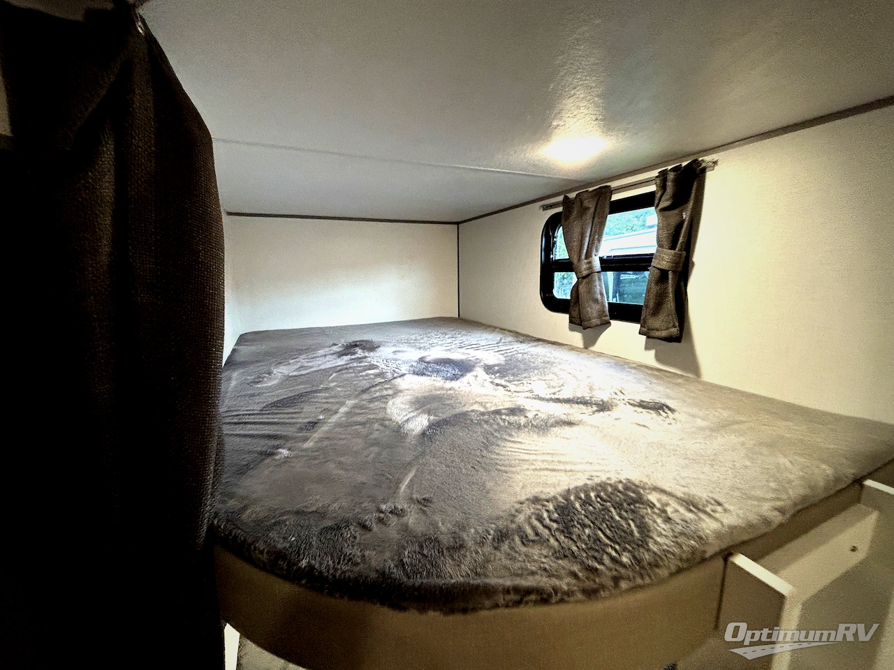 2027 Coachmen Catalina Legacy Edition 273DBHCK Photo 13