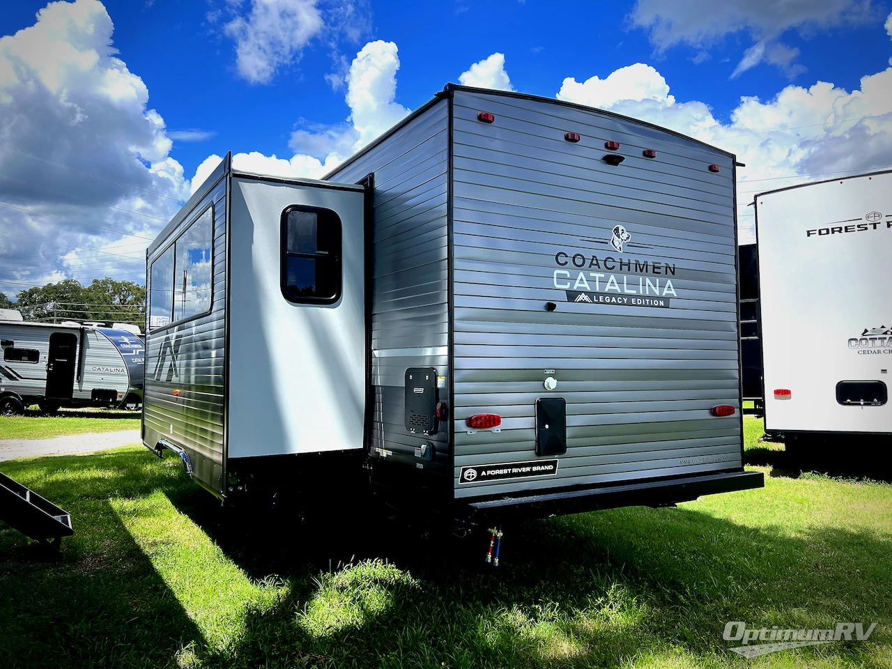 2027 Coachmen Catalina Legacy Edition 243RBS Photo 2