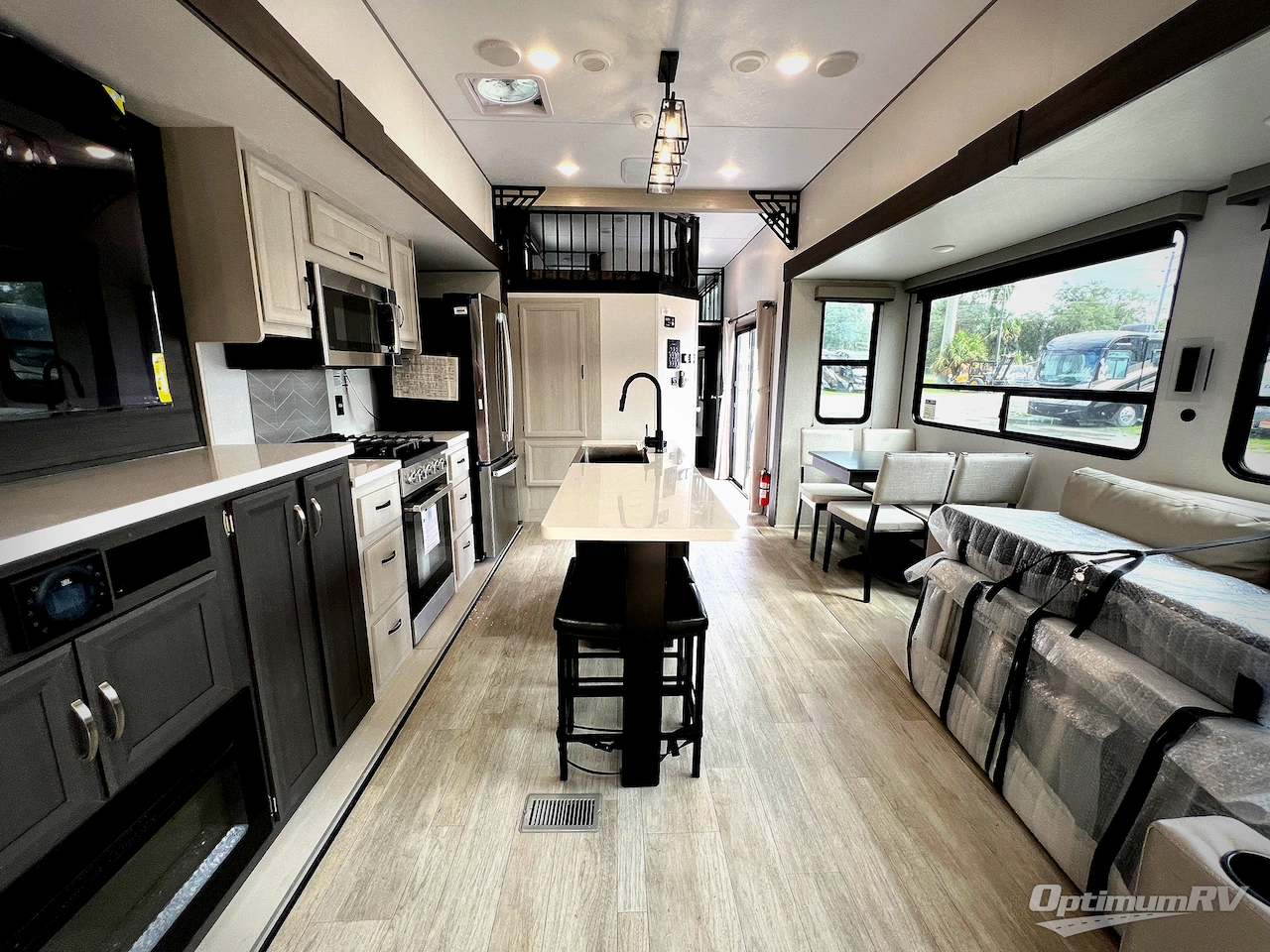 2027 Coachmen Catalina Destination Series 43CONDO Photo 5