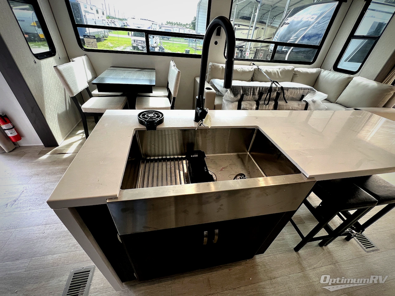 2027 Coachmen Catalina Destination Series 43CONDO Photo 10
