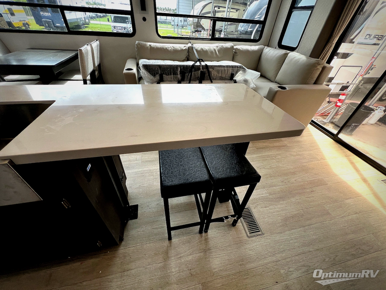 2027 Coachmen Catalina Destination Series 43CONDO Photo 11