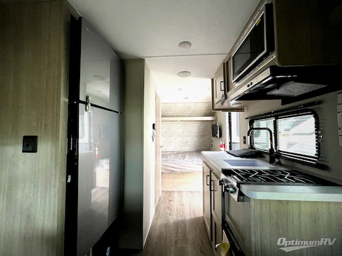 2026 Coachmen Catalina Summit Series 7 154RDX RV Photo 2