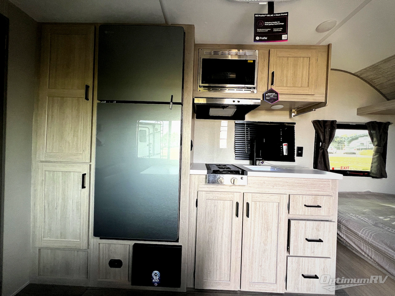 2026 Coachmen Catalina Summit Series 7 154RBX Photo 9