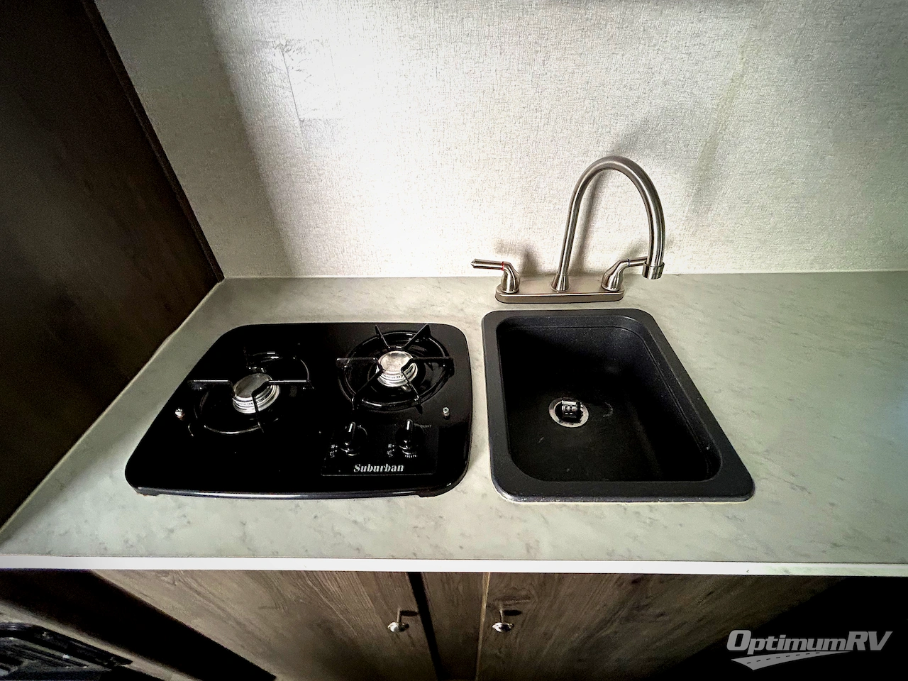 2020 Coachmen Clipper Cadet 16CFB Photo 11