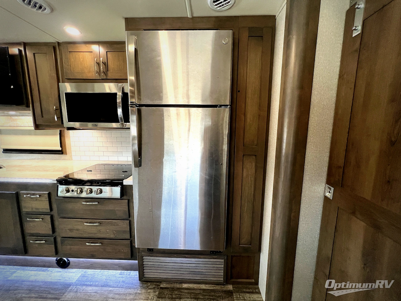 2022 Dynamax FORCE HD 34KD HD Photo 15