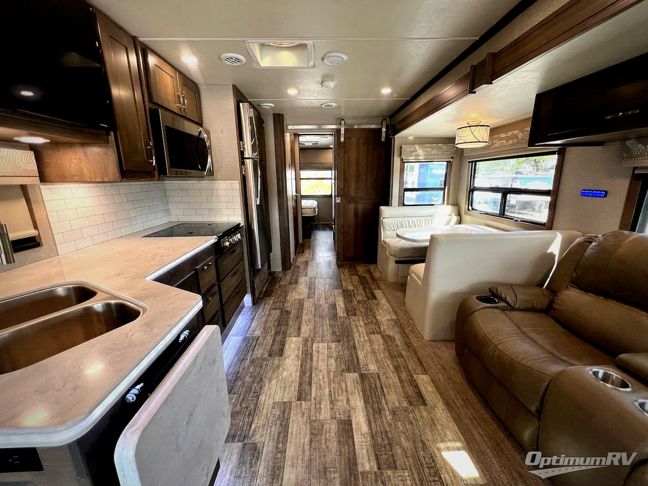 2022 Dynamax FORCE HD 34KD HD Photo 26