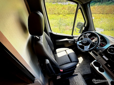 2025 Thor Sanctuary 19P RV Photo 2