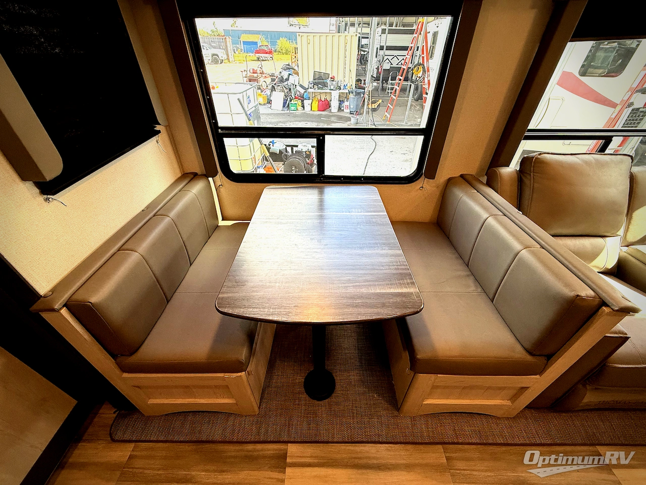 2023 Keystone Sprinter Limited 341BIK Photo 6