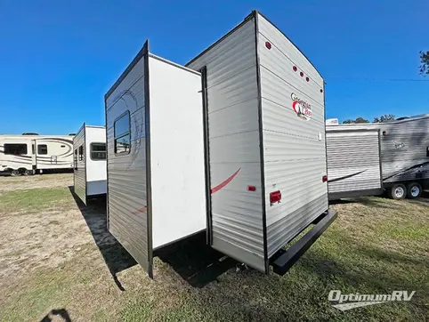 2022 Hy-Line Georgian Bay 35FK RV Photo 3