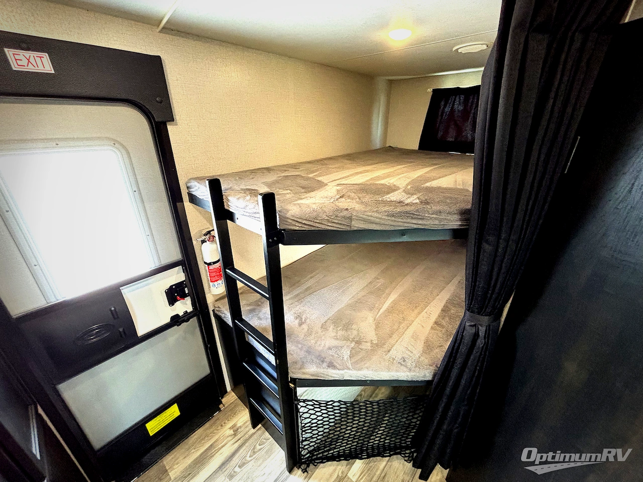 2022 Highland Ridge Range Lite RL241BH Photo 10