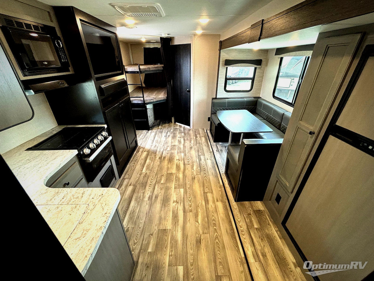 2022 Highland Ridge Range Lite RL241BH Photo 5