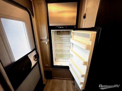 2021 Highland Ridge Mesa Ridge S-Lite ML212FB RV Photo 4