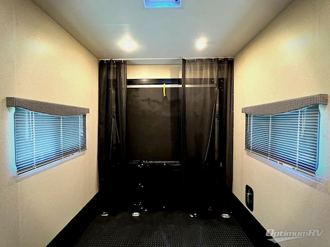 2024 Thor Outlaw Wild West Edition 38M RV Photo 4