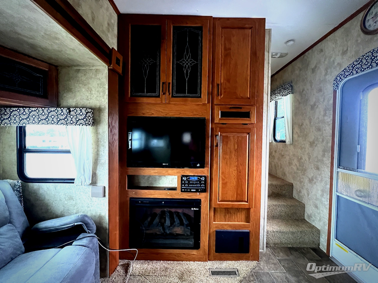 2011 Keystone Mountaineer 346LBQ Photo 7