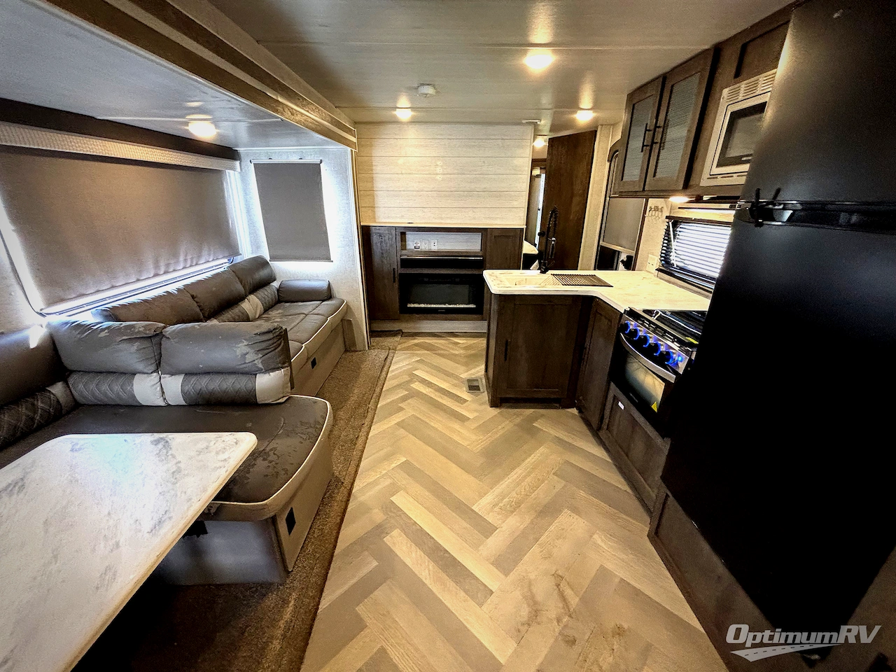 2021 Forest River Salem 36BHDS Photo 5