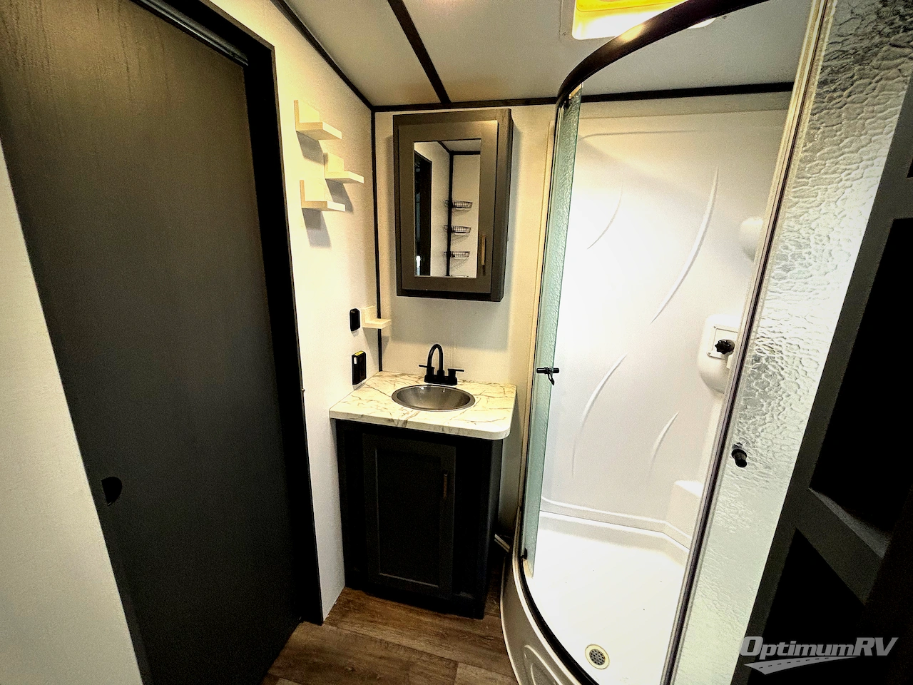 2022 Keystone Bullet 331BHS Photo 9