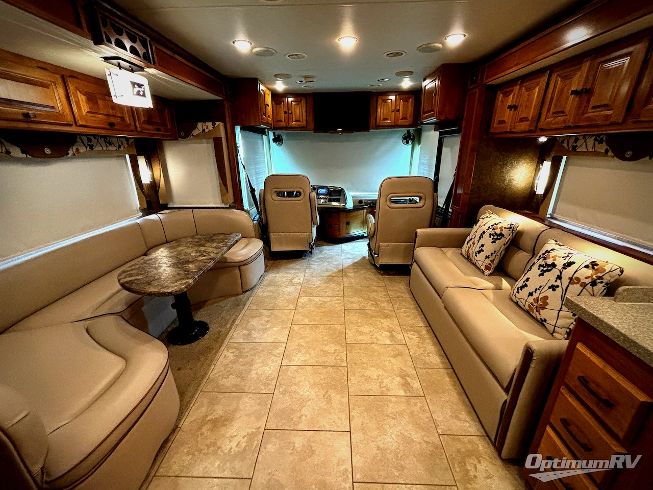 2014 Tiffin Allegro RED 34QFA Photo 4