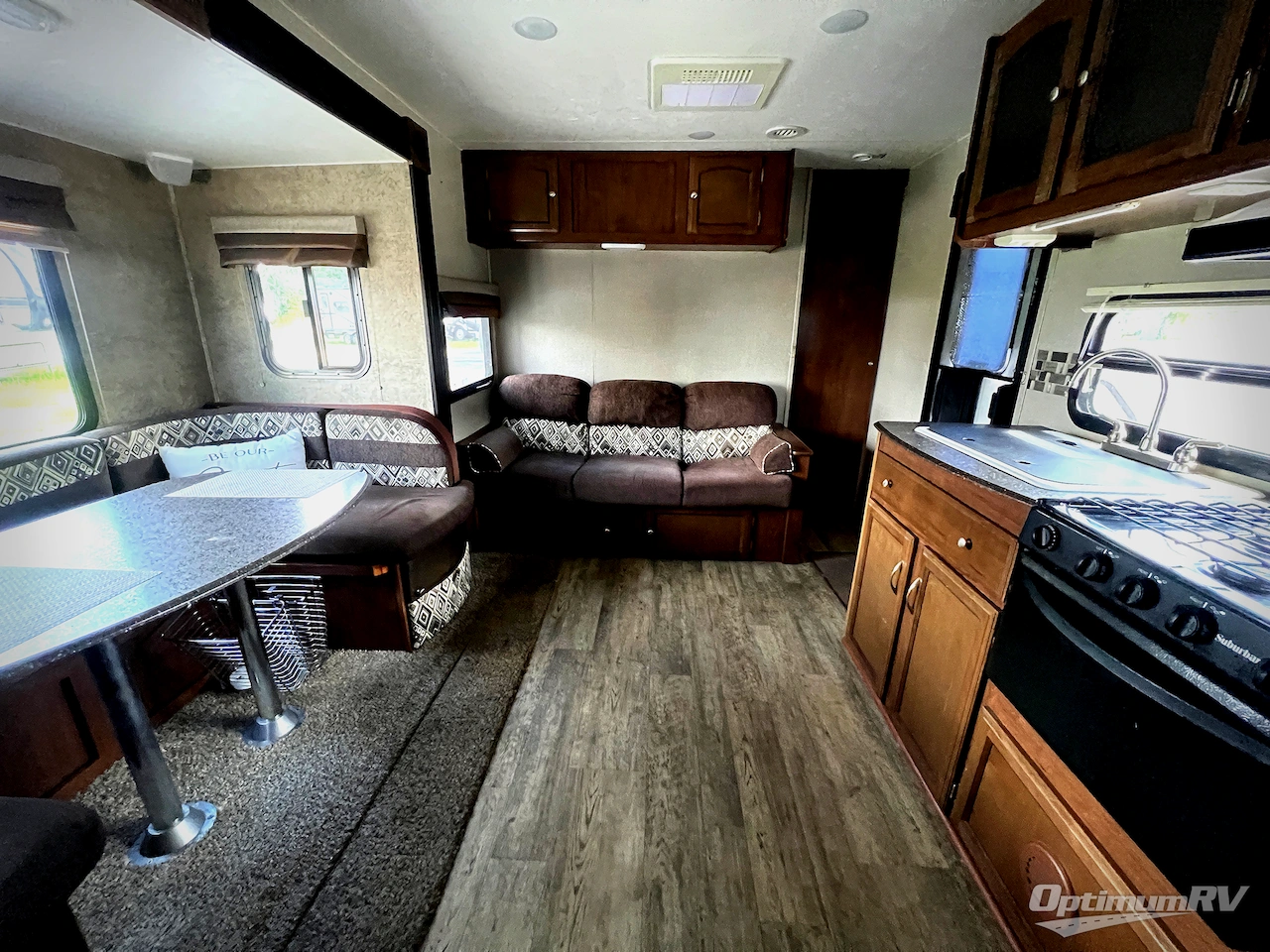 2016 Coachmen Freedom Express 248RBS Photo 4