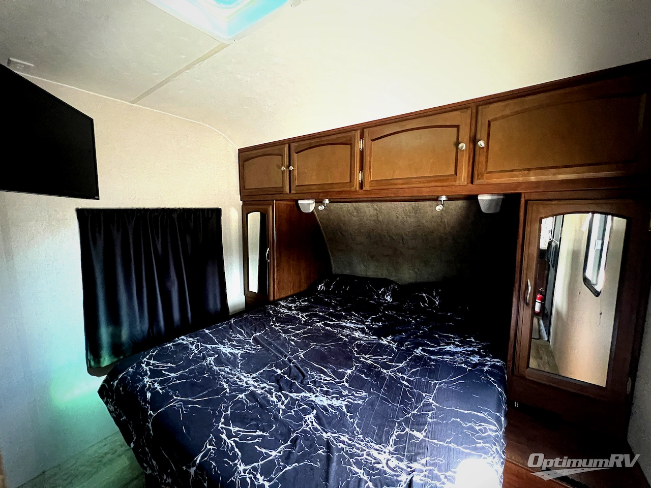 2016 Coachmen Freedom Express 248RBS Photo 16