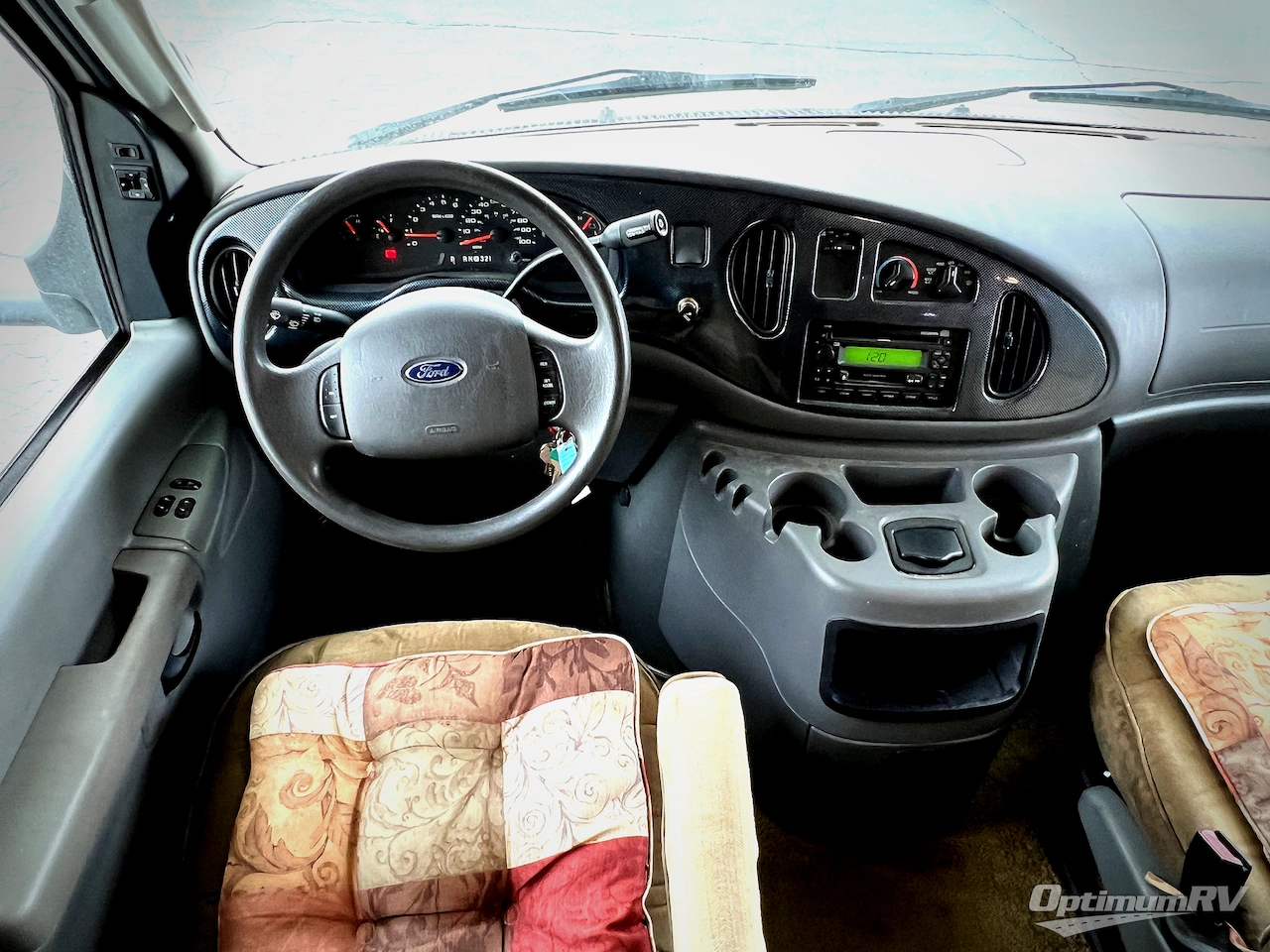 2006 Fleetwood Tioga 31M Photo 8