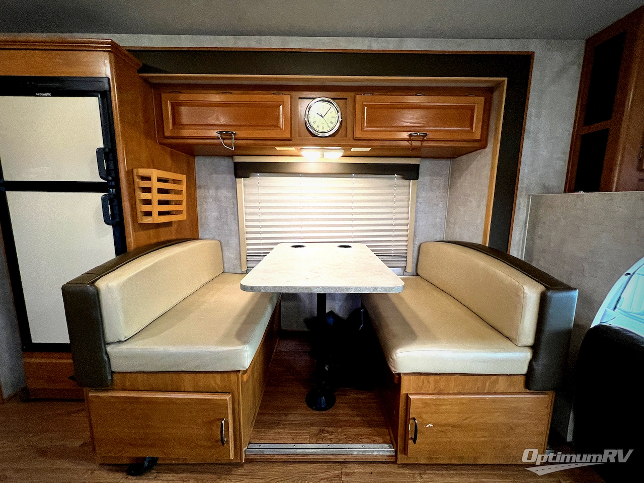 2006 Fleetwood Tioga 31M Photo 9