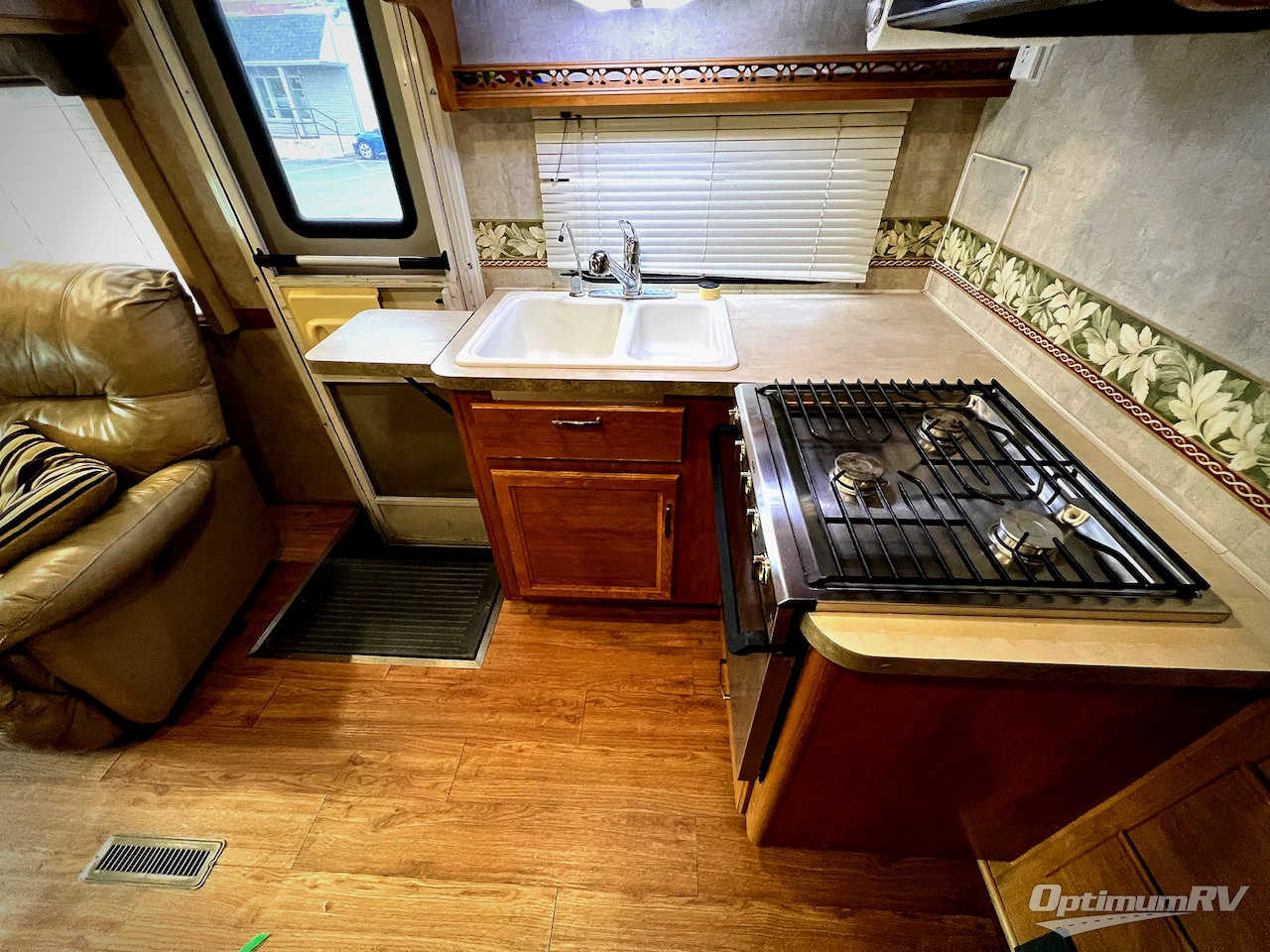 2006 Fleetwood Tioga 31M Photo 15