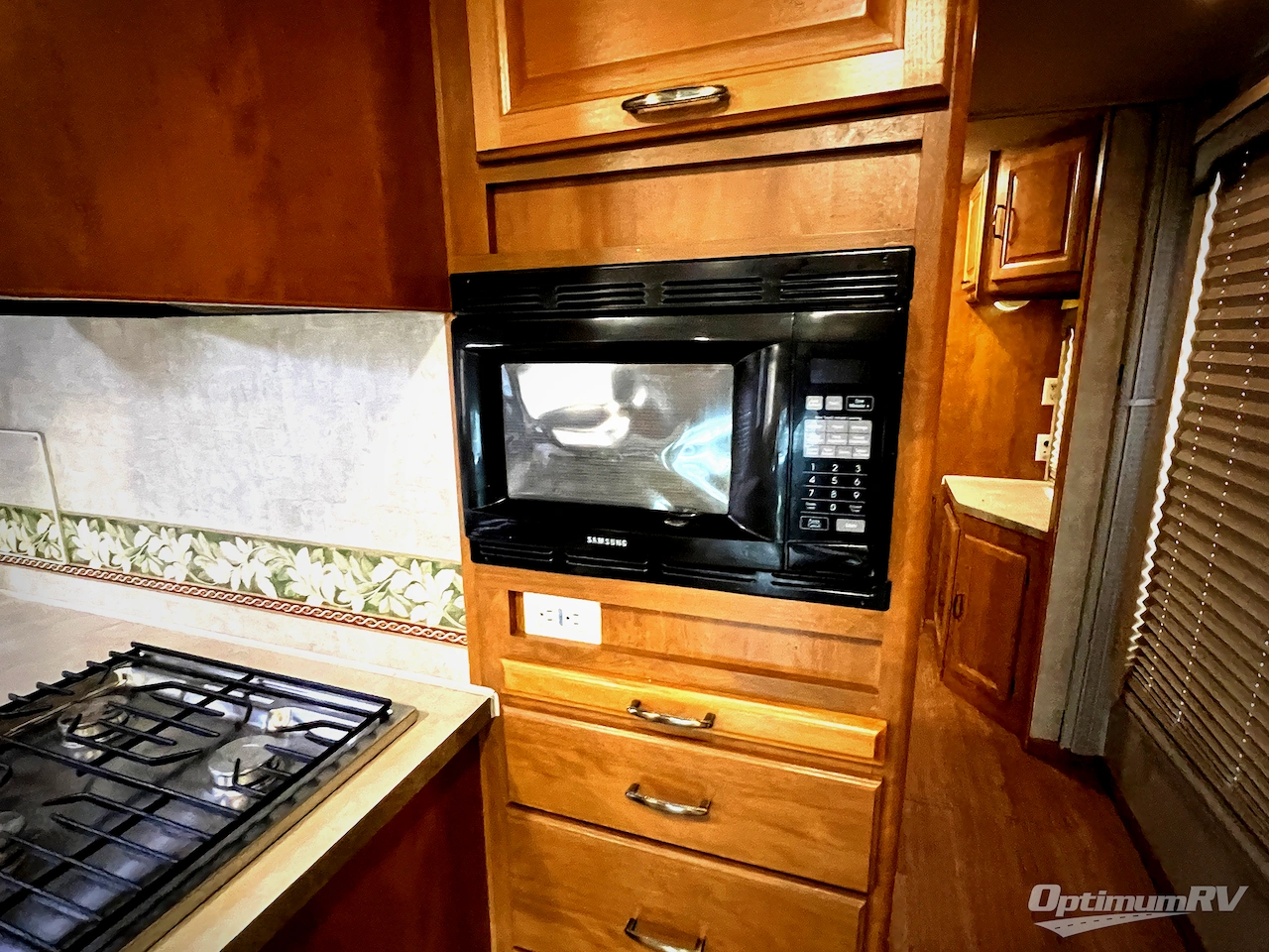 2006 Fleetwood Tioga 31M Photo 21