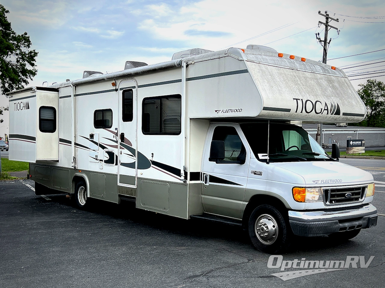2006 Fleetwood Tioga 31M Photo 1