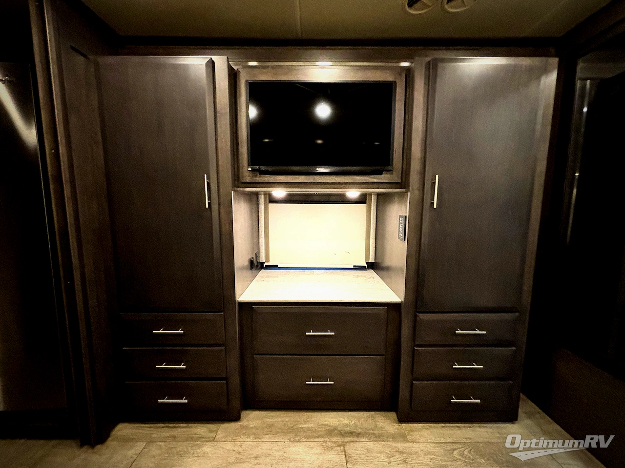 2020 Thor Venetian R40 Photo 19