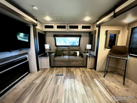 2021 Keystone Sprinter Limited 330KBS RV Photo 2
