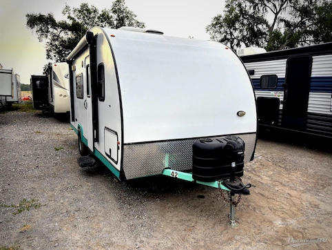 Used 2016 Gulf Stream Vintage Cruiser 19RBS Featured Photo