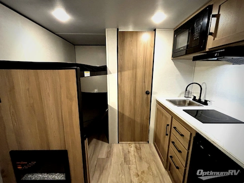 2026 Keystone Coleman 13B RV Photo 2