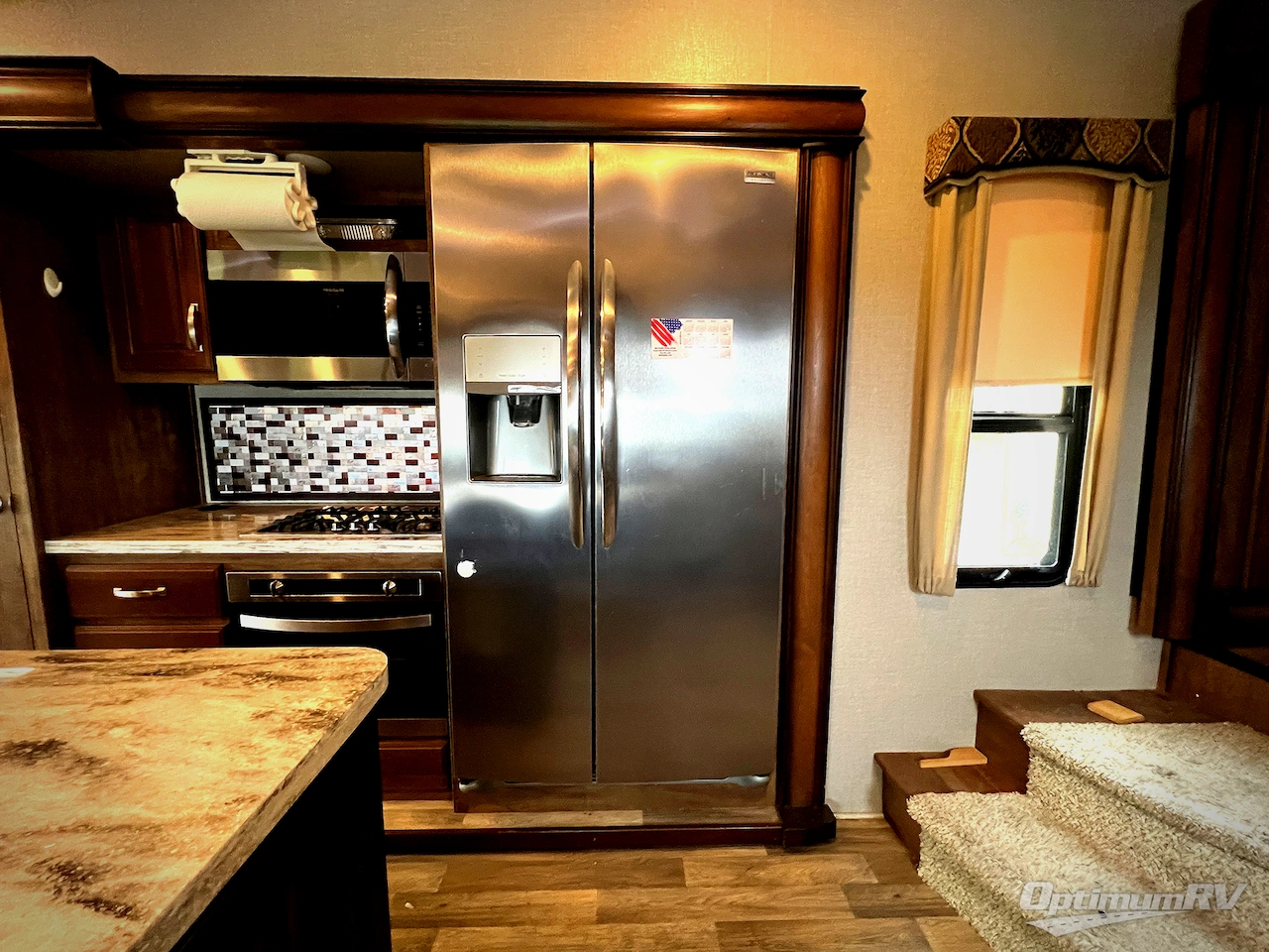 2017 Keystone Montana 3720RL Photo 14