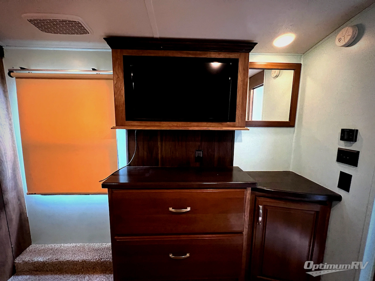 2017 Keystone Montana 3720RL Photo 18