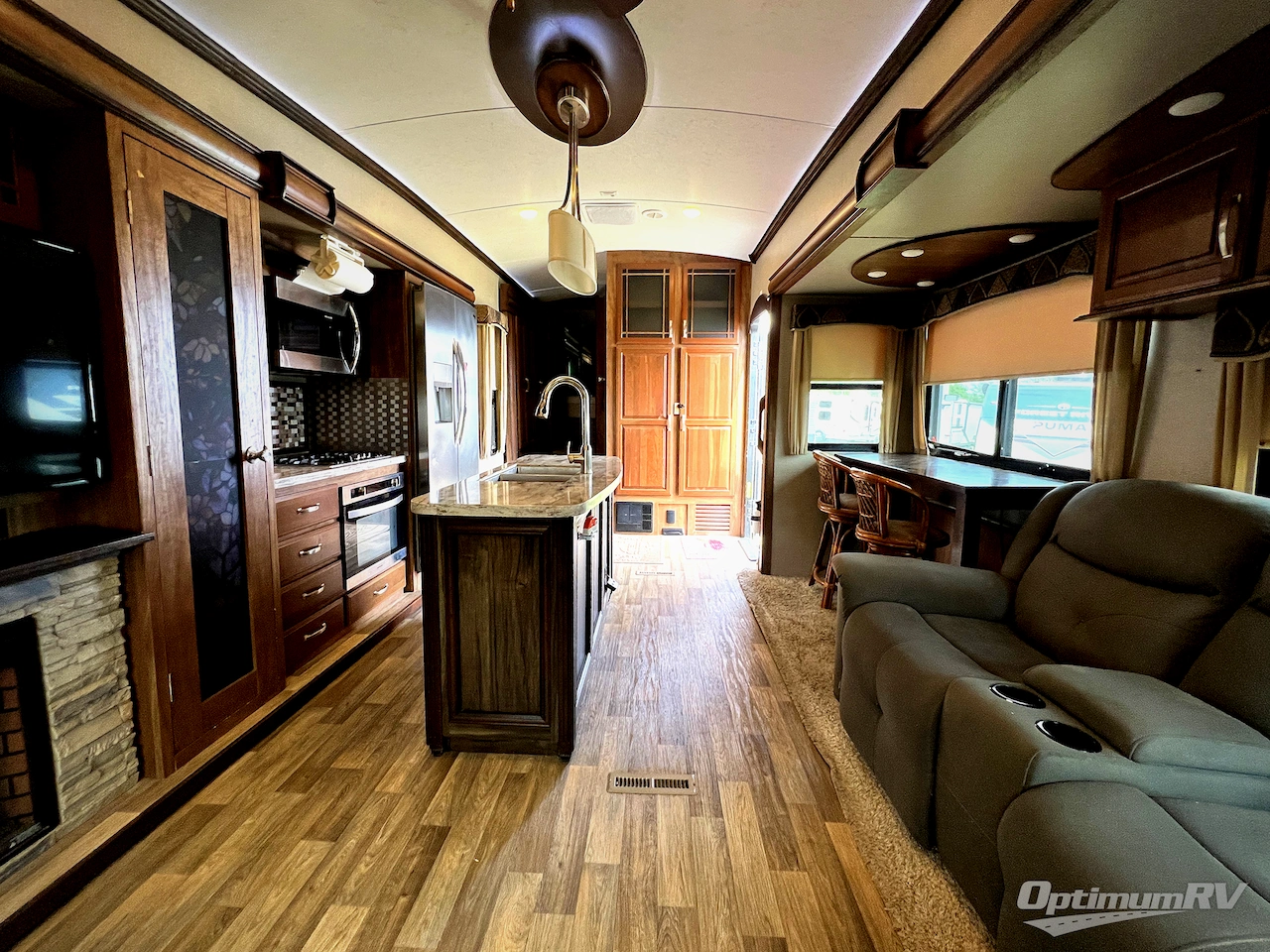 2017 Keystone Montana 3720RL Photo 24