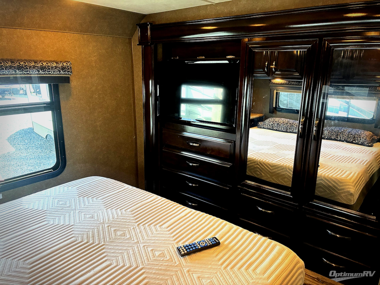 2017 Thor Quantum LF31 Photo 11