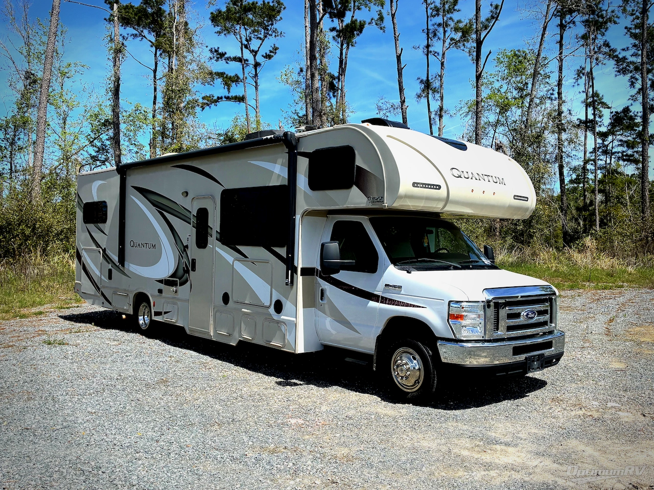 2017 Thor Quantum LF31 Photo 1