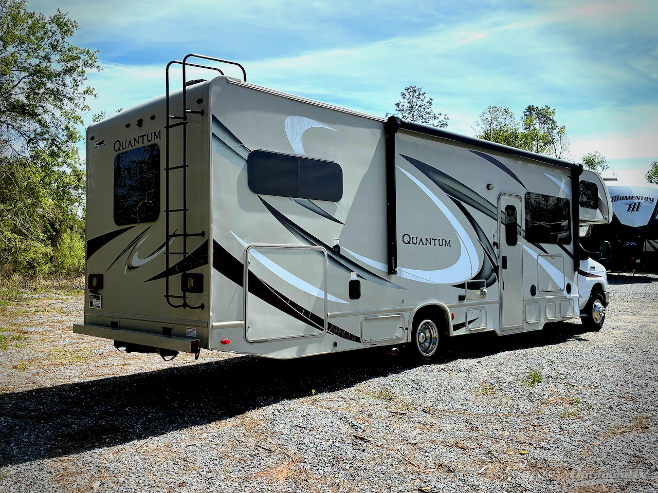 2017 Thor Quantum LF31 Photo 2