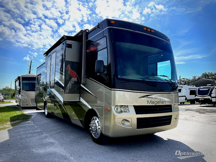 2009 Four Winds Magellan 36R RV Photo 1