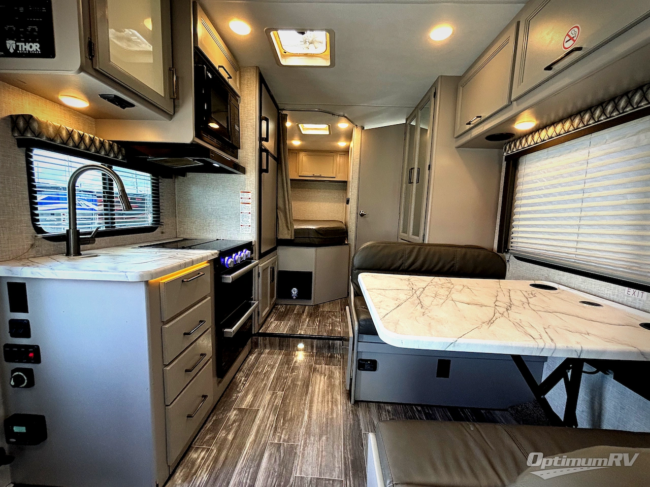 2024 Thor Four Winds 22E Photo 4