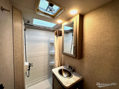 2024 Thor Four Winds 22E RV Photo 4