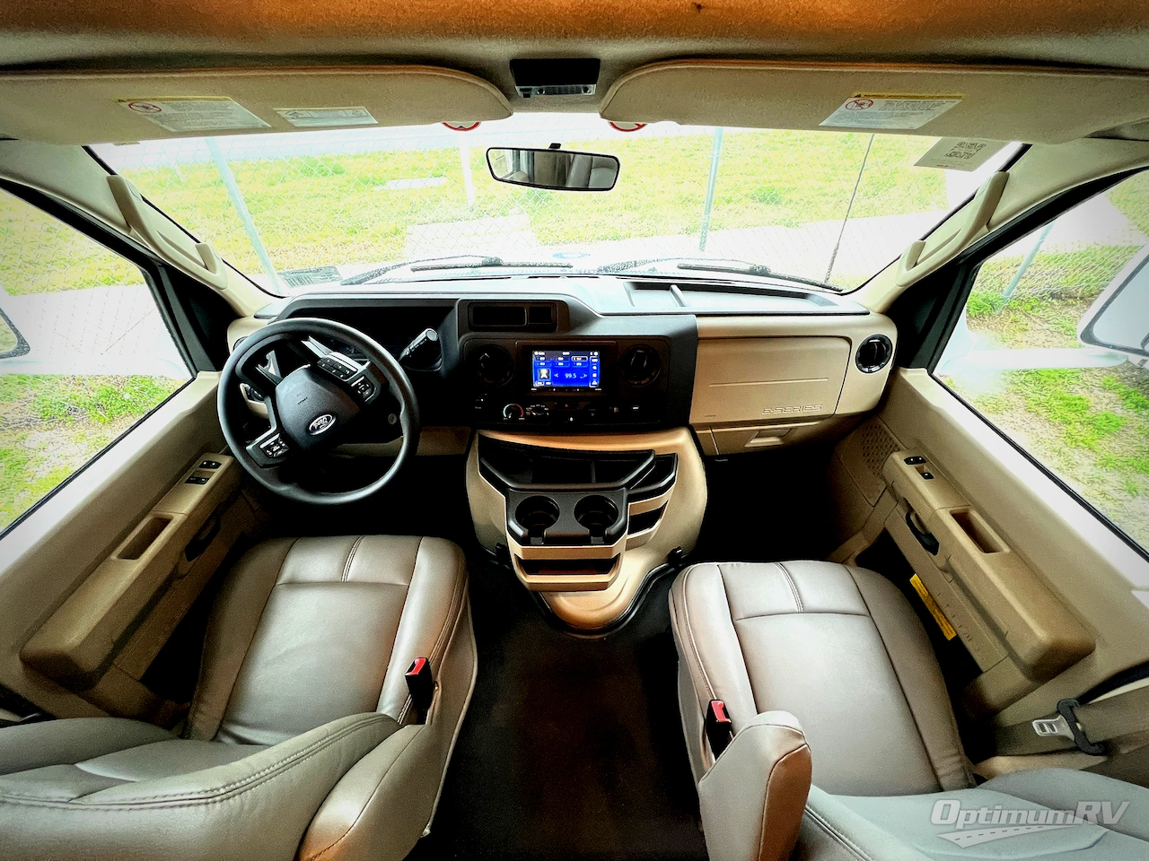 2024 Thor Four Winds 22E Photo 7