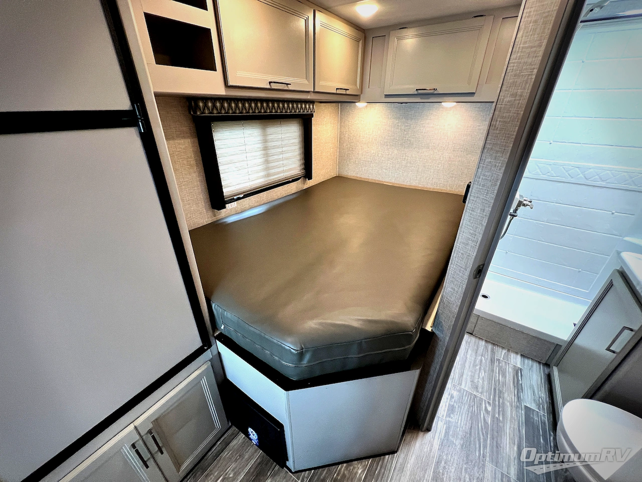 2024 Thor Four Winds 22E Photo 15