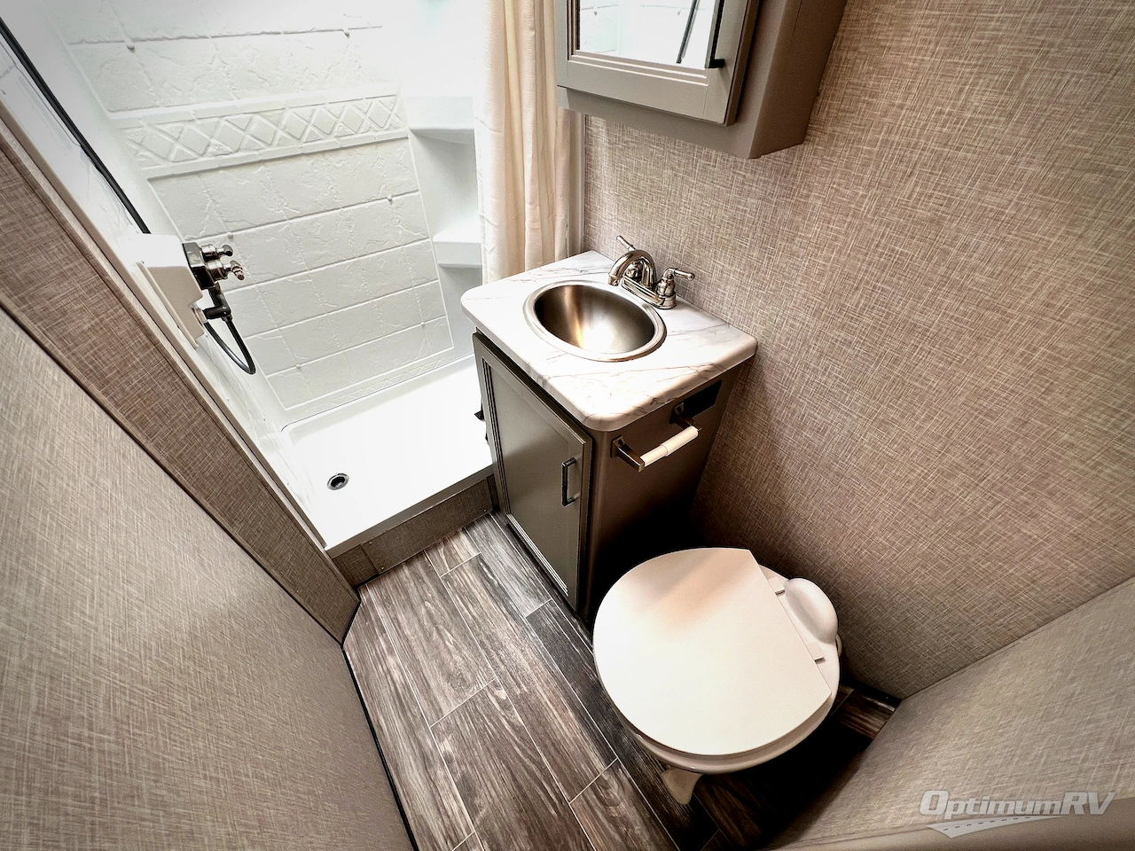 2024 Thor Four Winds 22E Photo 17