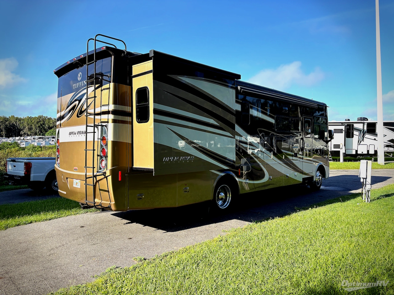 2021 Tiffin Open Road Allegro 32 SA Photo 2