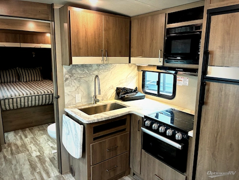 2022 Grand Design Imagine 2910BH RV Photo 2