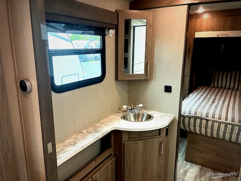 2022 Grand Design Imagine 2910BH RV Photo 3
